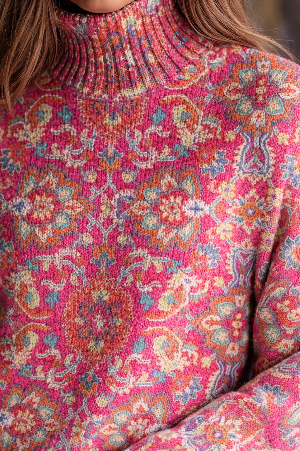 Martha - Retro Ethnic Floral Turtleneck